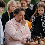 Три поколения Соколовых снова собираются под одной крышей