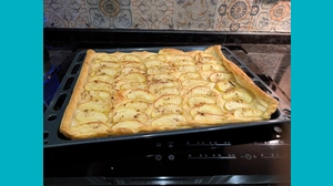 Мирон, 9 - Пирог и яблоки