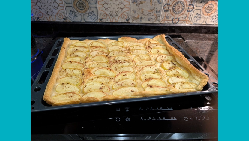 Мирон, 9 - Пирог и яблоки