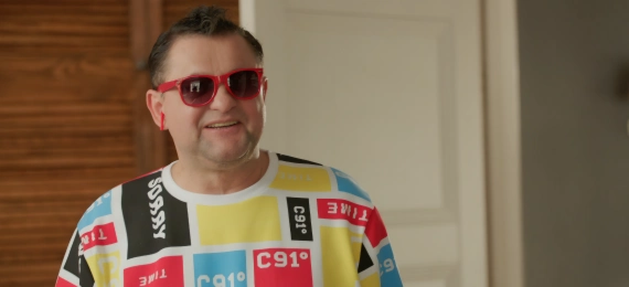 Каким способом папа Саша пытался омолодиться?