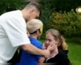 СЫН ПЫТАЕТСЯ НАЙТИ РОДИТЕЛЕЙ ВСЛЕПУЮ! Мы в шоке… СЫН ПЫТАЕТСЯ НАЙТИ РОДИТЕЛЕЙ ВСЛЕПУЮ! Мы в шоке…